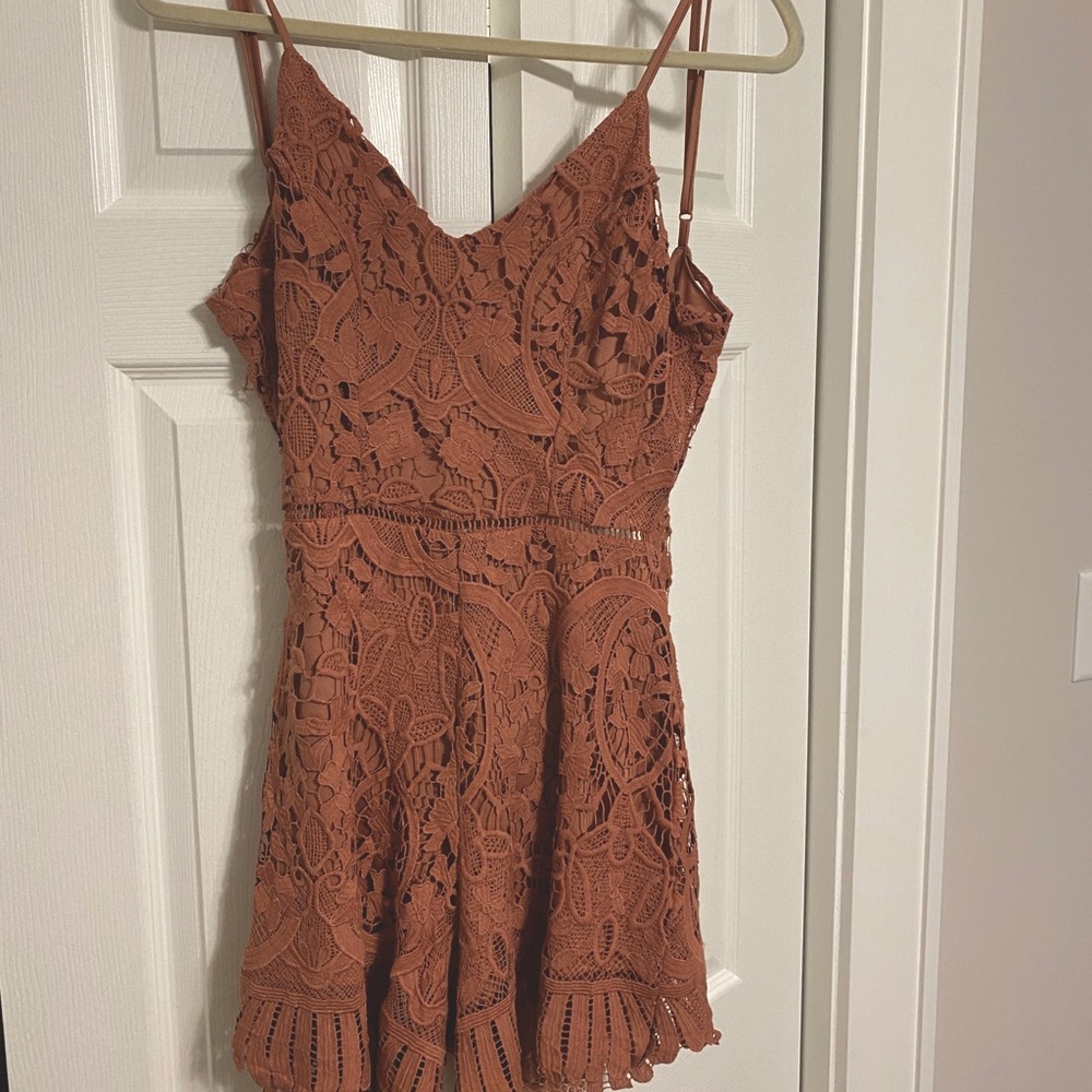 Rusty Rose Lace Romper